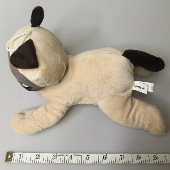 Grumpy Cat Toy Factory Plush Stuffed Animal Kitty 9" Laying Siamese Tan Brown - Picture 9 of 9